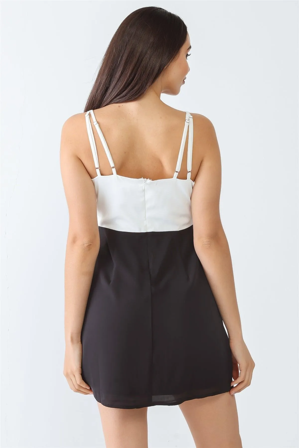 Black & White Sleeveless Strappy Mini Dress /3-2-1