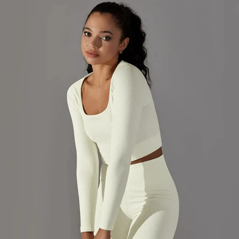 Women's Seamless Bodycon Crop Top with Long Sleeves - SF1686